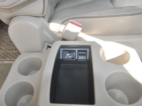 Used 2012 Nissan Quest LE w/ Value Cargo Pkg image 25