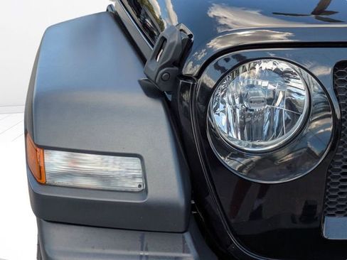 Used 2020 Jeep Wrangler Sport image 11