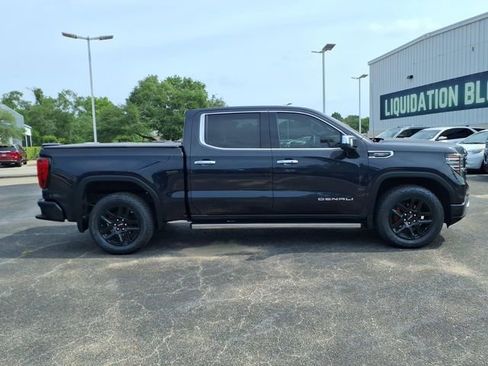 Used 2023 GMC Sierra 1500 Denali AWD/4WD image 4