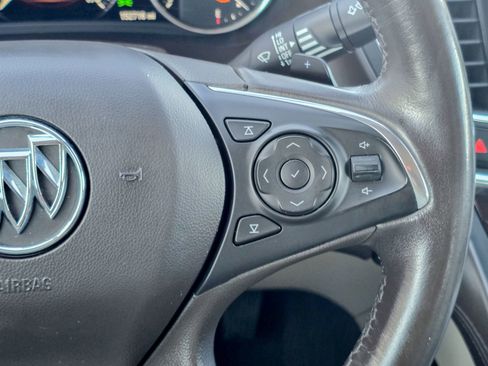 Used 2017 Buick LaCrosse Preferred image 39