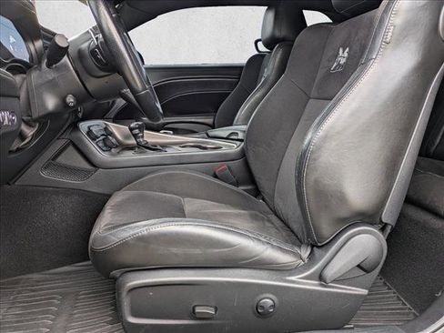 Used 2022 Dodge Challenger R/T Scat Pack w/ Shaker Package image 15