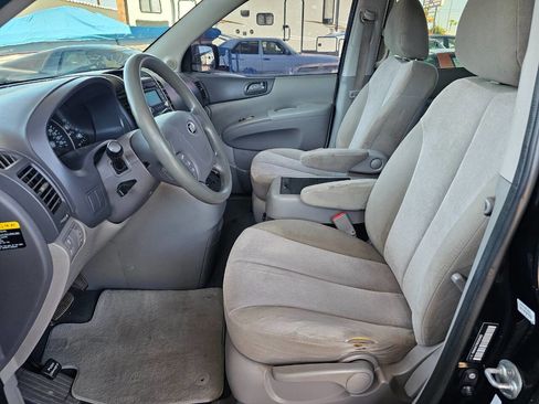 Used 2014 Kia Sedona LX FWD image 8