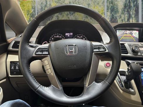 Used 2016 Honda Odyssey EX-L image 17