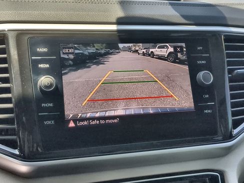 Used 2022 Volkswagen Atlas SE image 14