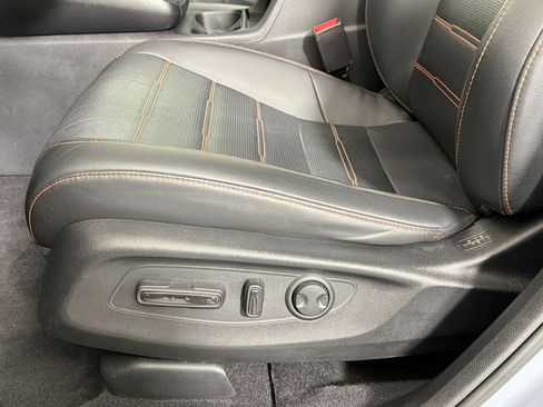 Used 2023 Honda CR-V Sport Touring image 12