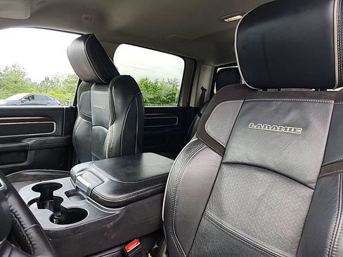 Used 2024 RAM 2500 Laramie AWD/4WD image 4