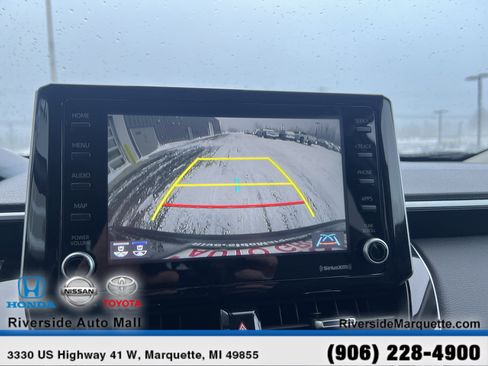 Used 2022 Toyota Corolla Cross XLE image 23