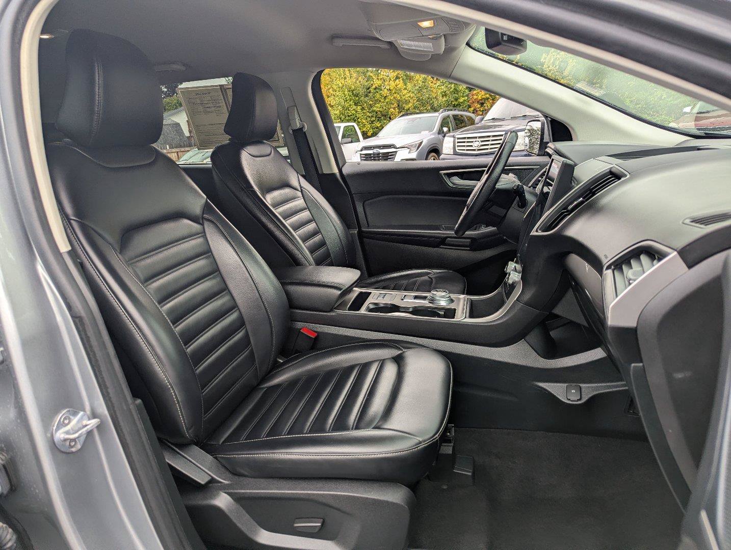 Used 2024 Ford Edge SEL AWD/4WD image 34