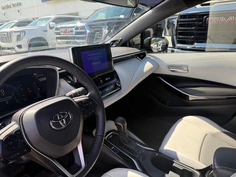 Used 2024 Toyota Corolla XSE FWD image 9