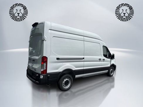 New 2026 Ford Transit 250 148 High Roof RWD image 5