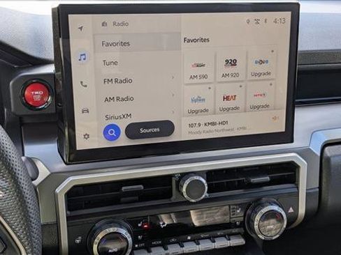 Used 2024 Toyota Tacoma TRD Off-Road w/ TRD Off Road Premium Package image 18