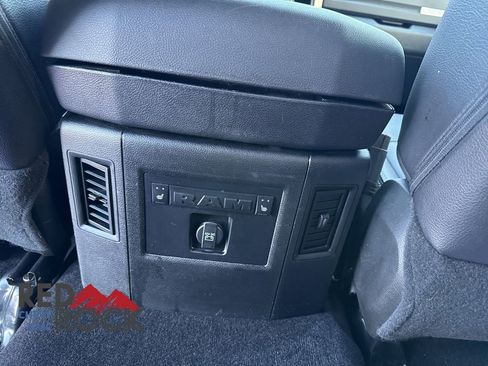 Used 2017 RAM 1500 Laramie w/ Convenience Group AWD/4WD image 25