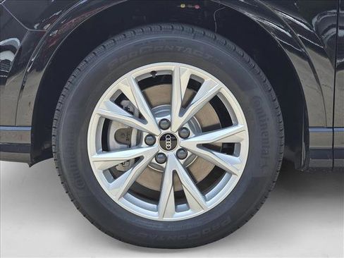 New 2025 Audi Q3 2.0T Premium image 9