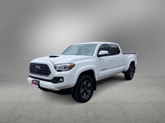 Used 2019 Toyota Tacoma TRD Sport video 1