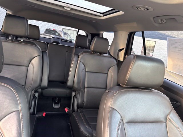 Used 2019 Chevrolet Traverse Premier w/ LPO, Black Accent Package AWD/4WD image 24