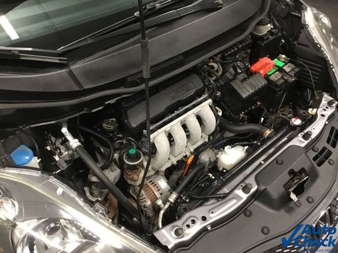 Used 2010 Honda Fit image 38