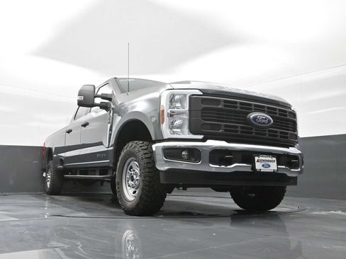 New 2026 Ford F350 XL w/ XL Off-Road Package image 19
