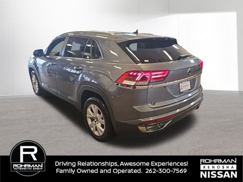 Used 2021 Volkswagen Atlas Cross Sport S image 3