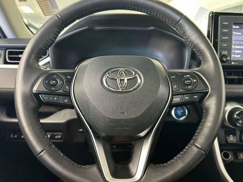 Certified 2022 Toyota RAV4 XLE w/ Convenience Package AWD/4WD image 26