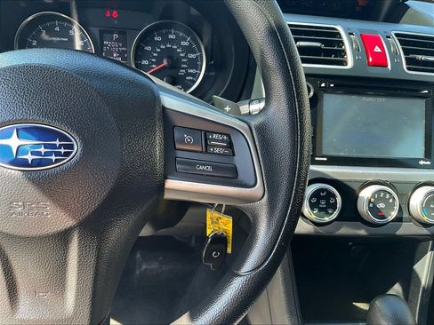 Used 2015 Subaru Crosstrek 2.0i Premium w/ Moonroof Package AWD/4WD image 12