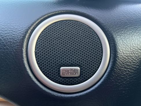 Used 2002 Lexus SC 430 Convertible RWD image 11
