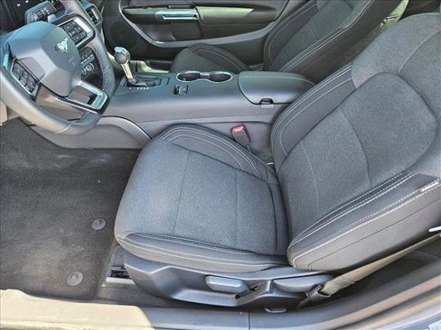 Used 2025 Ford Mustang GT image 15
