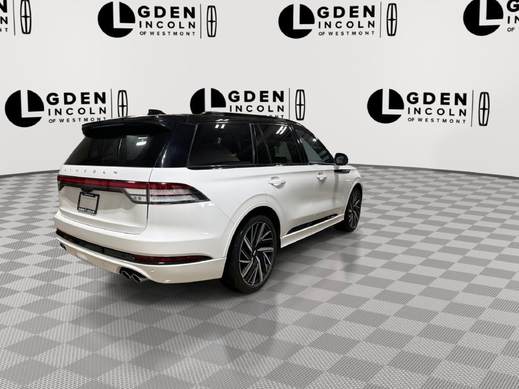 Used 2025 Lincoln Aviator Black Label w/ Black Label Special Edition AWD/4WD image 8