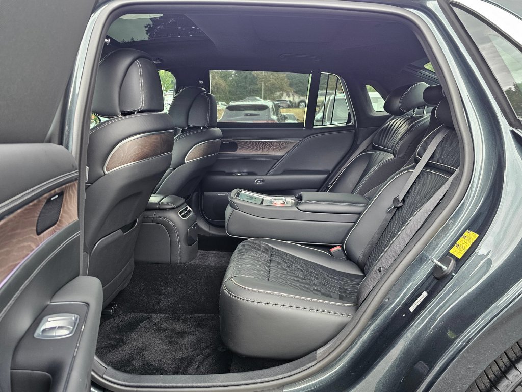 Certified 2023 Genesis G90 3.5T AWD/4WD image 26