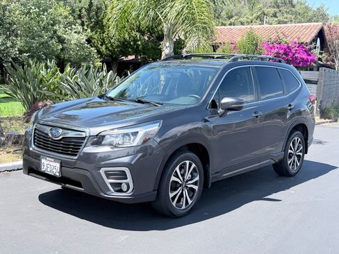 Used 2019 Subaru Forester Limited AWD/4WD image 1