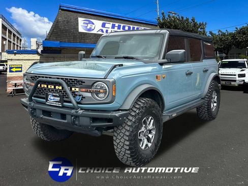 Used 2022 Ford Bronco Badlands AWD/4WD image 1
