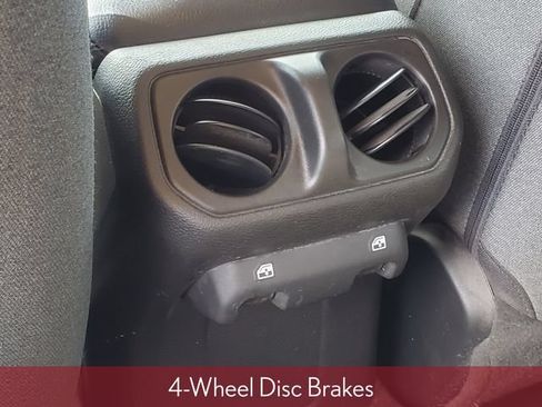 Used 2024 Jeep Wrangler Unlimited Sport AWD/4WD image 33
