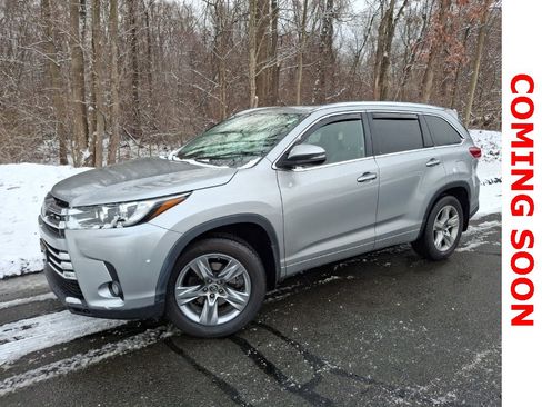 Used 2018 Toyota Highlander Limited image 1