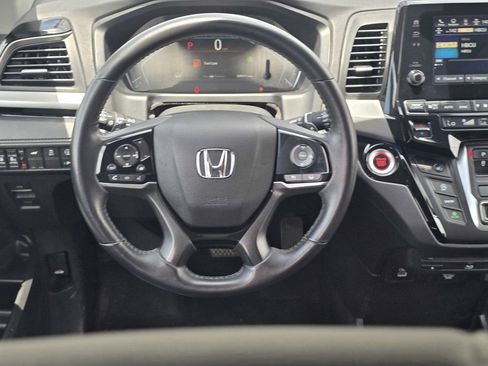 Used 2023 Honda Odyssey Touring image 15