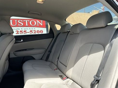 Used 2016 Kia Optima LX image 8