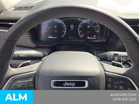 Used 2023 Jeep Grand Cherokee Limited AWD/4WD image 22