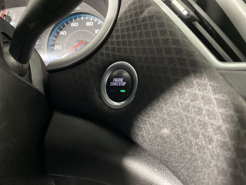 Used 2020 Chevrolet Malibu LS image 24