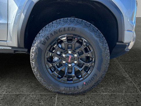 New 2026 GMC Canyon Elevation AWD/4WD image 9