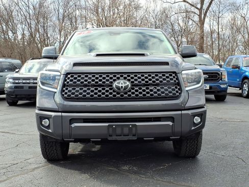 Used 2019 Toyota Tundra SR5 AWD/4WD image 2