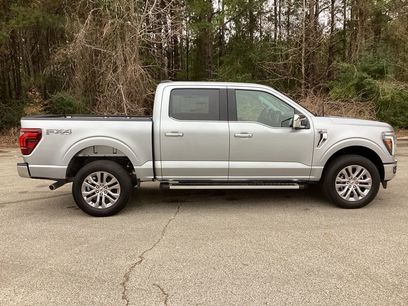 New 2025 Ford F150 Lariat w/ Equipment Group 501A Mid