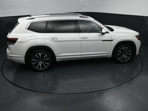 Used 2022 Volkswagen Atlas SEL Premium AWD/4WD image 32