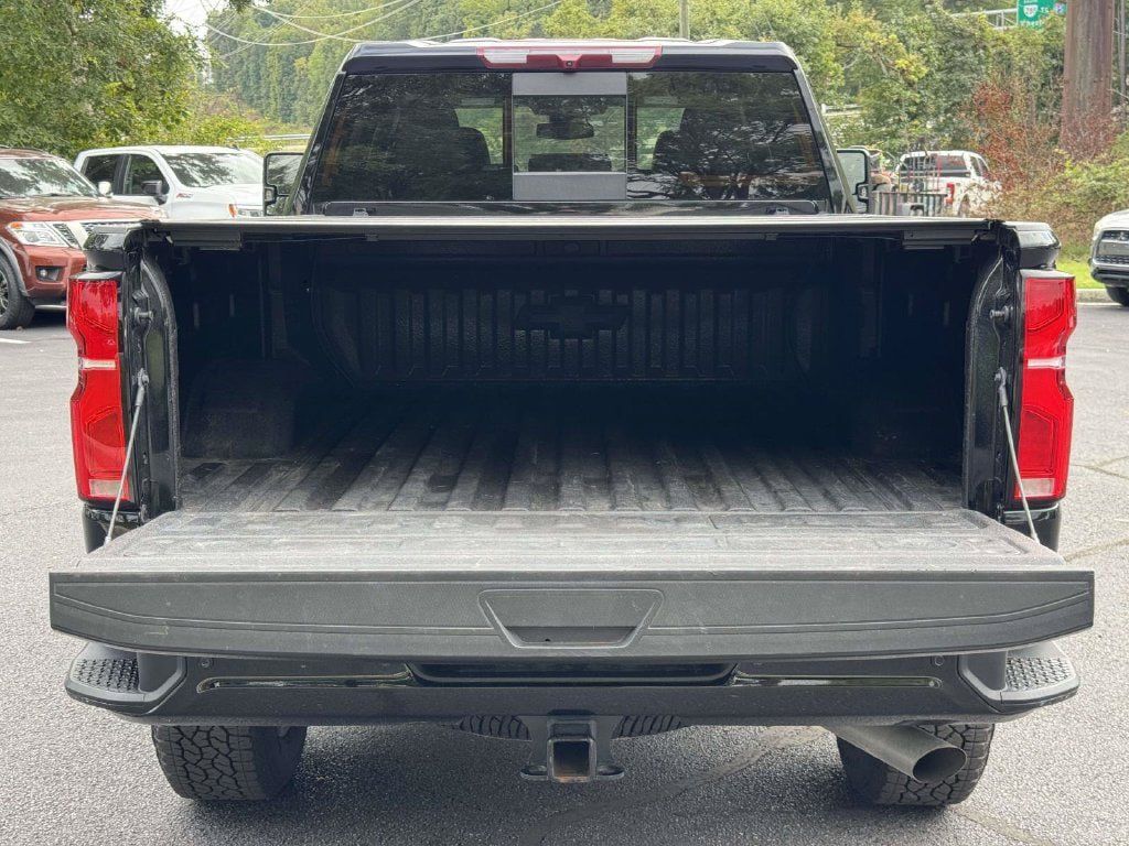 Used 2025 Chevrolet Silverado 2500 LT w/ Trail Boss Package AWD/4WD image 17