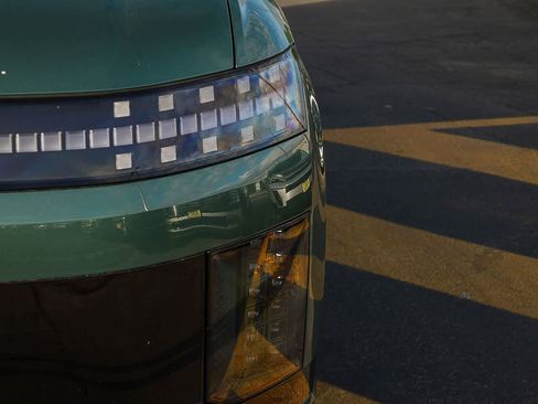 New 2026 Hyundai Ioniq 9 SEL image 8