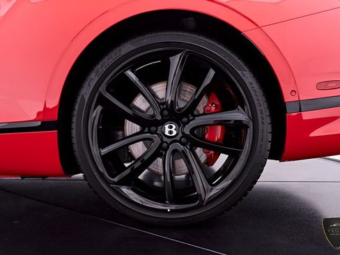 Used 2024 Bentley Continental GT AWD/4WD image 29