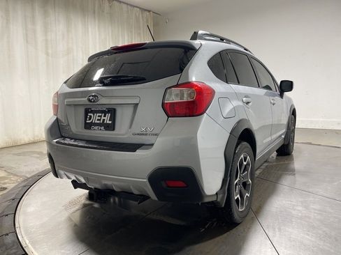 Used 2014 Subaru Crosstrek 2.0i Premium w/ Moonroof Package image 7