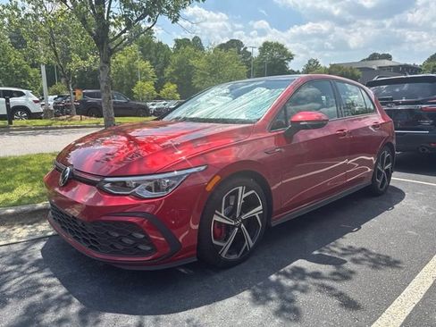 Used 2024 Volkswagen GTI SE FWD image 5