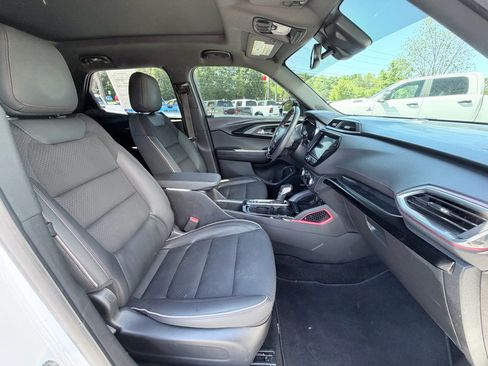 Used 2023 Chevrolet TrailBlazer RS w/ Sun and Liftgate Package AWD/4WD image 24