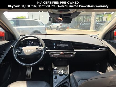 Certified 2023 Kia Niro Wave w/ Wave Preserve Package FWD image 3
