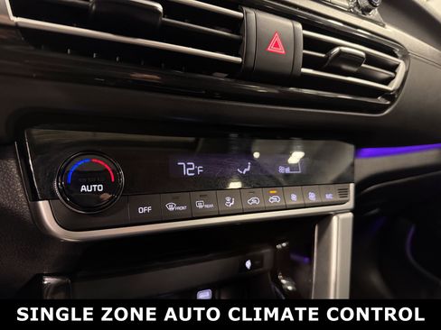 Certified 2023 Kia Seltos SX w/ SX Sunroof Package image 8