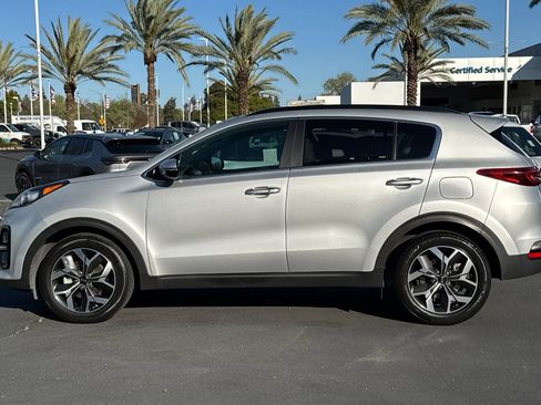 Used 2021 Kia Sportage EX w/ EX Technology Package image 6