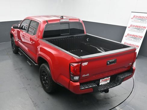 Used 2020 Toyota Tacoma SR5 image 28